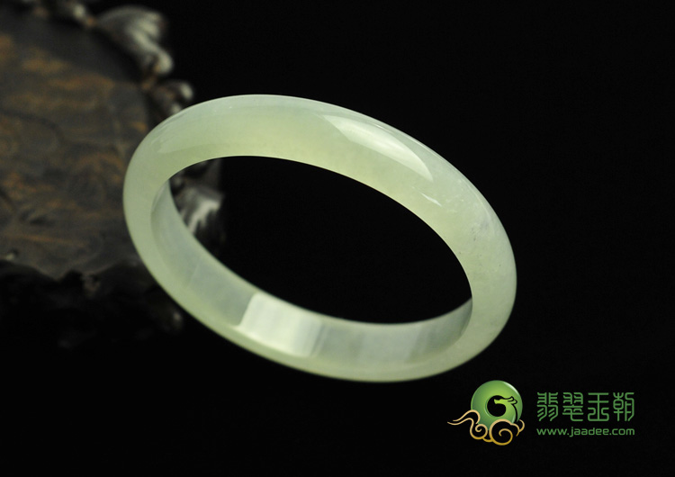 冰种晴水缅甸翡翠手镯（57.4mm）