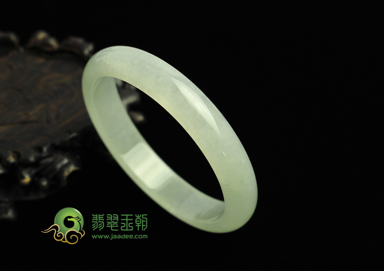 冰种晴水缅甸翡翠手镯（58mm）