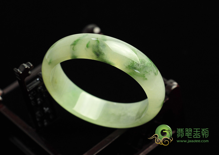 冰种飘花缅甸翡翠手镯（56.1mm）