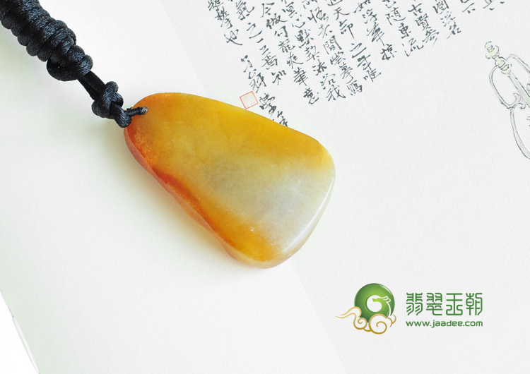 糯冰种红黄翡缅甸翡翠关公头挂件