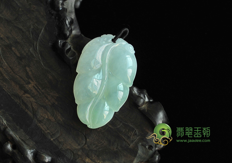 冰种晴水缅甸翡翠叶子挂件