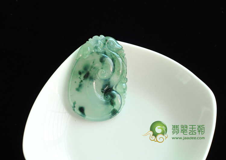 冰种飘花缅甸翡翠如意寿挂件