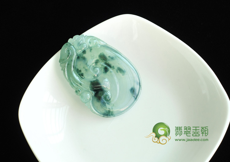 冰种飘花缅甸翡翠如意寿挂件