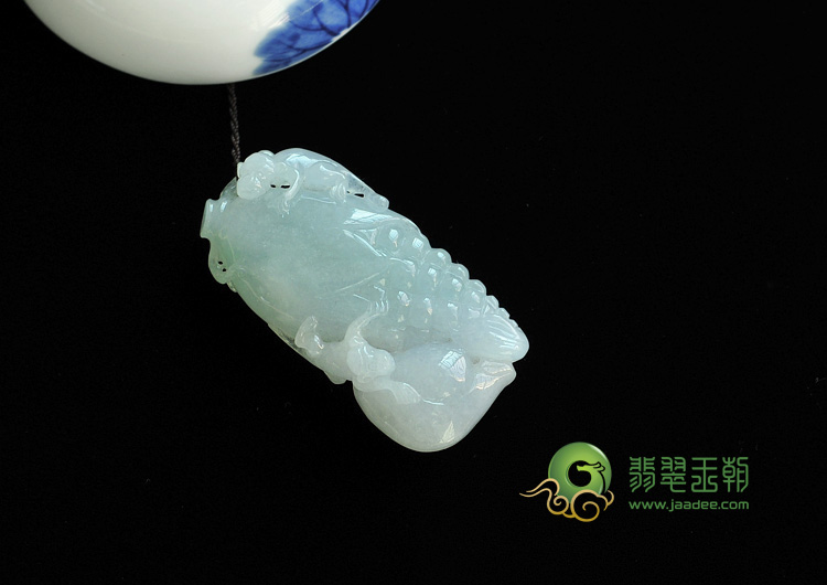 糯冰种淡晴水带春缅甸翡翠子孙封侯挂件