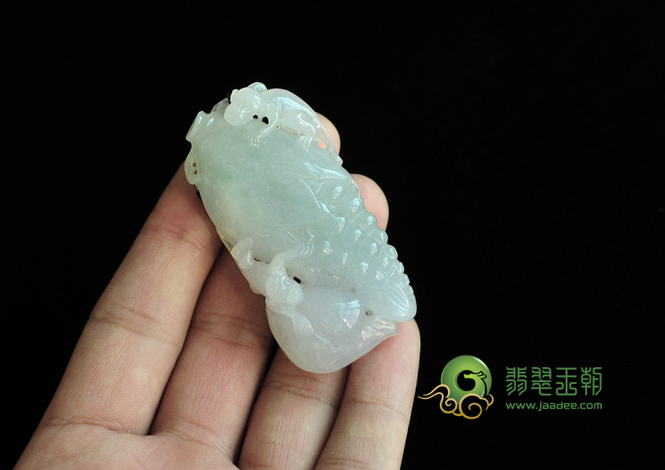 糯冰种淡晴水带春缅甸翡翠子孙封侯挂件
