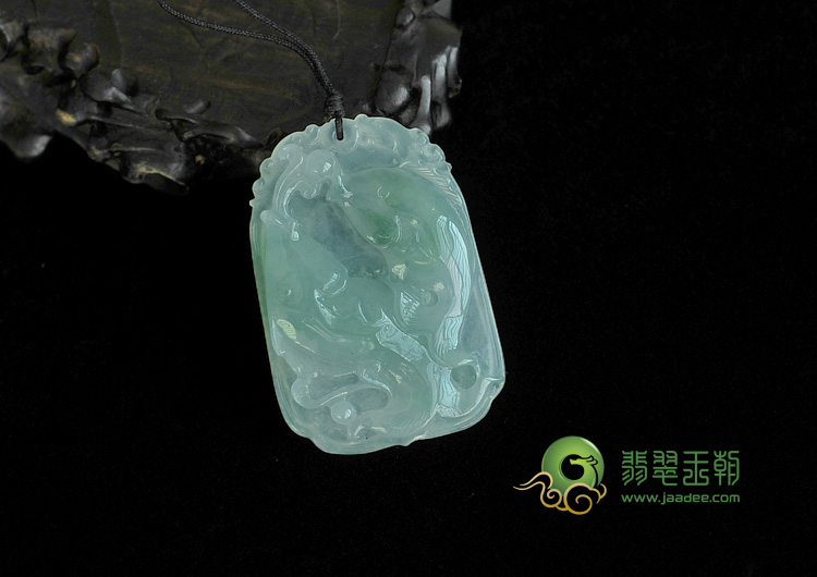 糯冰种飘翠缅甸翡翠年年有余挂件