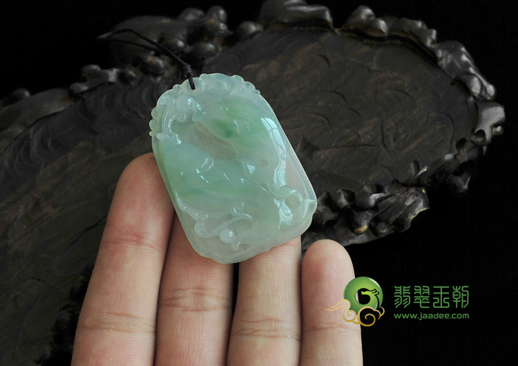 糯冰种飘翠缅甸翡翠年年有余挂件