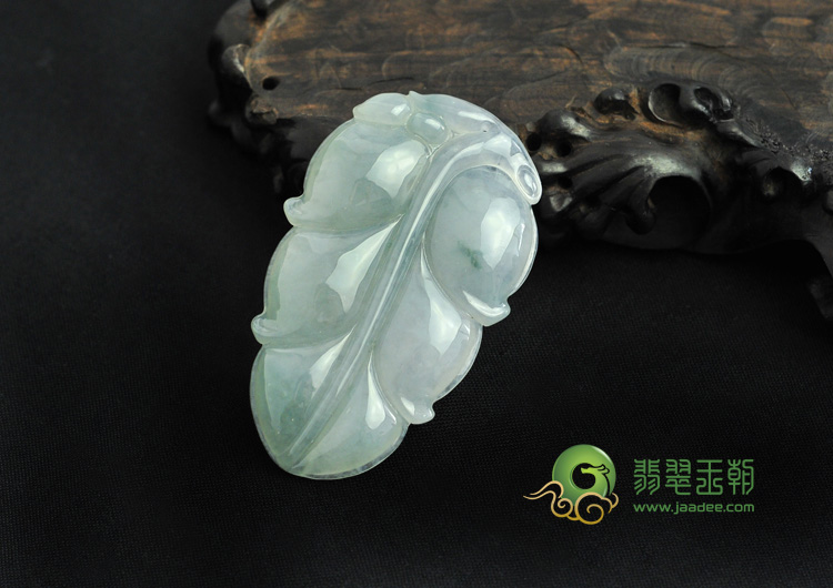 糯冰种紫罗兰飘花缅甸翡翠叶子挂件