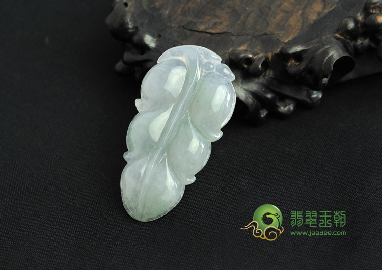 糯冰种淡紫罗兰缅甸翡翠叶子挂件