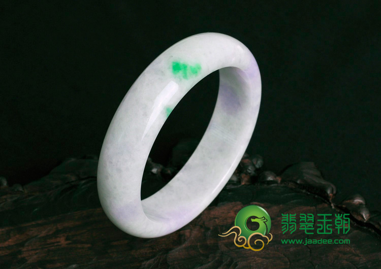 糯冰种春带彩缅甸翡翠手镯（55.1）