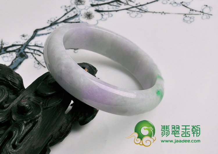 糯冰种春带彩缅甸翡翠手镯（55.1）