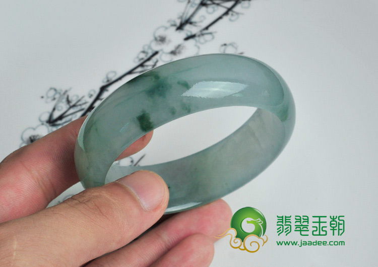 冰种飘花缅甸翡翠手镯（56.8）