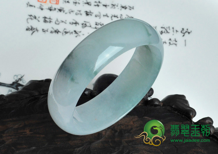 冰种飘花缅甸翡翠手镯（57）