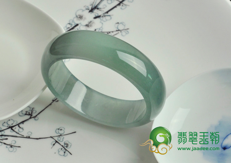 冰种晴水缅甸翡翠手镯（57.7）