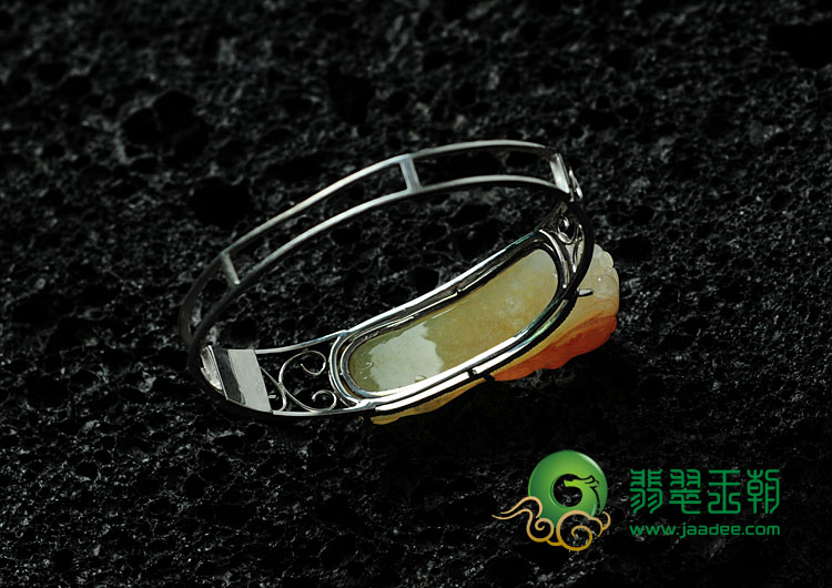 糯冰种红黄翡缅甸翡翠镶白金龙钩手镯（水钻）