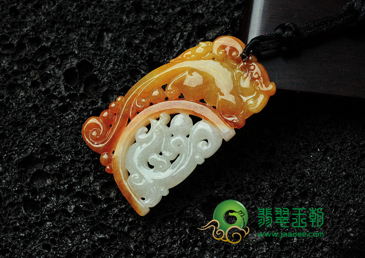 糯冰种红黄翡缅甸翡翠龙凤呈祥挂件