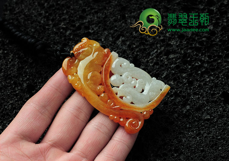 糯冰种红黄翡缅甸翡翠龙凤呈祥挂件