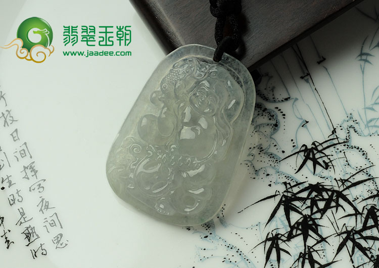 冰种缅甸翡翠刘海戏金蟾挂件