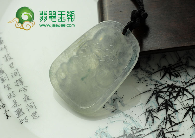 冰种缅甸翡翠刘海戏金蟾挂件