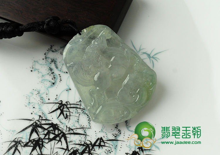 (超值推荐)冰种缅甸翡翠马到成功挂件