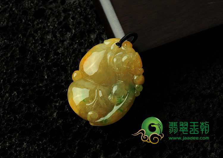 糯冰种黄加绿缅甸翡翠福禄寿挂件