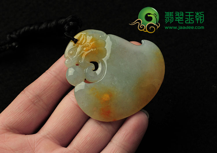 冰种黄翡缅甸翡翠仿古龙头挂件