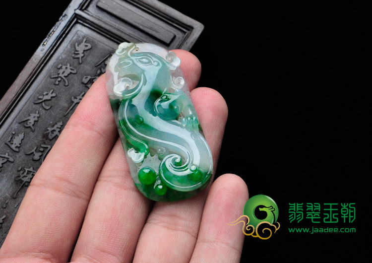 冰种翠绿缅甸翡翠凤凰挂件