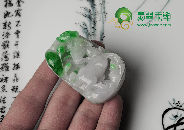 糯冰种飘翠缅甸翡翠三阳开泰挂件