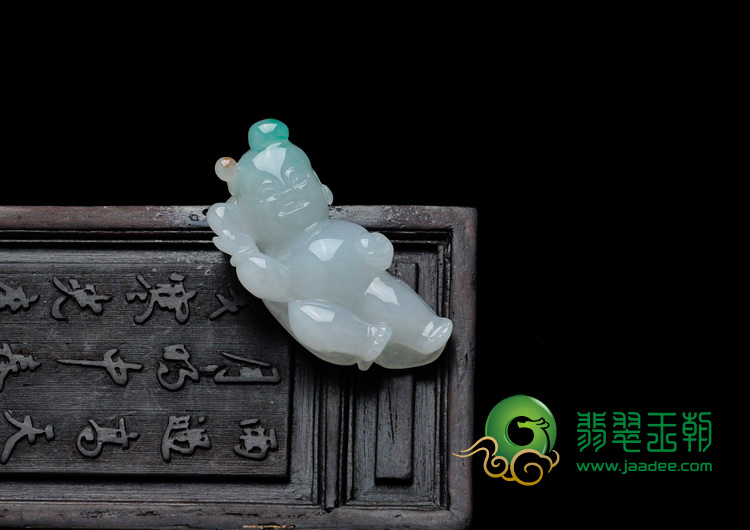 糯冰种三彩缅甸翡翠招财童子挂件