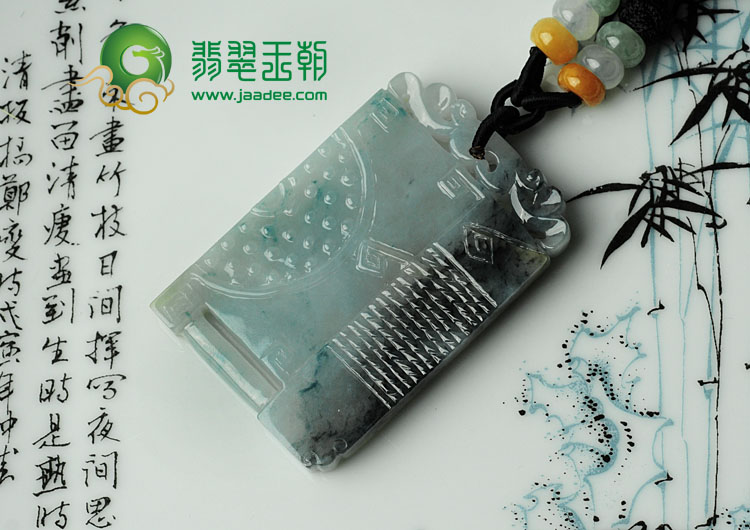 糯冰种飘花缅甸翡翠仿古龙凤对佩挂件