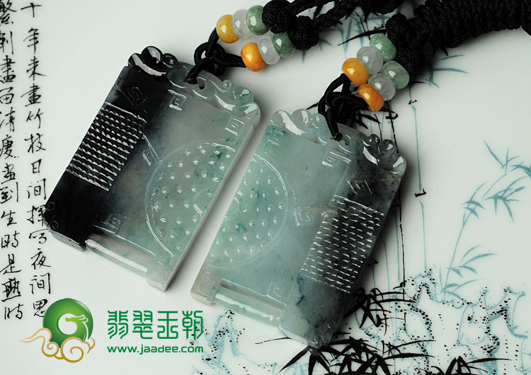 糯冰种飘花缅甸翡翠仿古龙凤对佩挂件