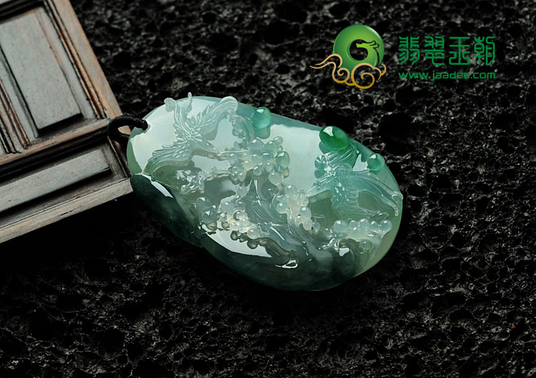 冰种飘花缅甸翡翠喜上眉梢挂件