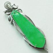 冰种苹果绿缅甸翡翠包白金长寿瓜挂件（真钻）