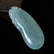 冰种晴水缅甸翡翠福瓜挂件