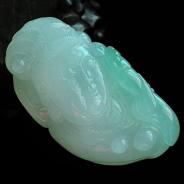 糯冰种晴水略带淡蓝色缅甸翡翠观音头挂件