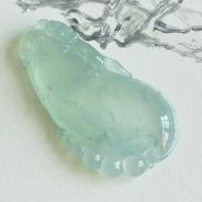 冰玻种飘花缅甸翡翠福瓜挂件