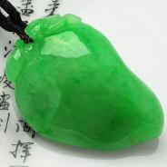 糯冰种阳绿满绿缅甸翡翠寿桃挂件