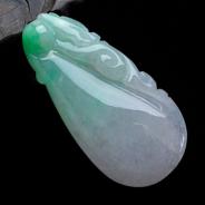 糯冰种春带彩缅甸翡翠福瓜挂件