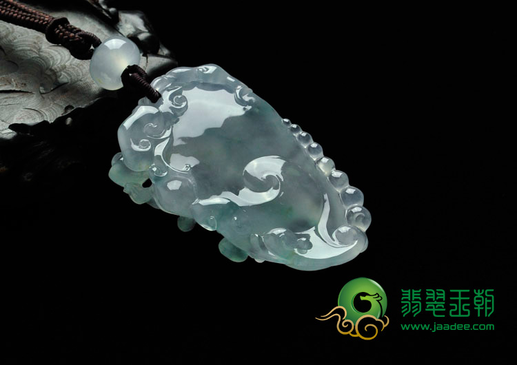 冰种飘花缅甸翡翠逍遥自在佛挂件