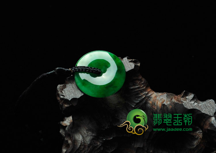 冰种阳绿缅甸翡翠平安扣挂件