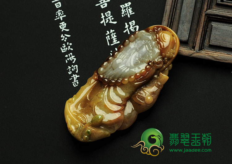糯冰种红黄翡缅甸翡翠达摩挂件