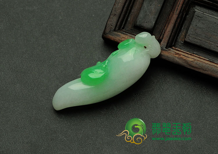 糯冰种飘翠缅甸翡翠红红火火挂件