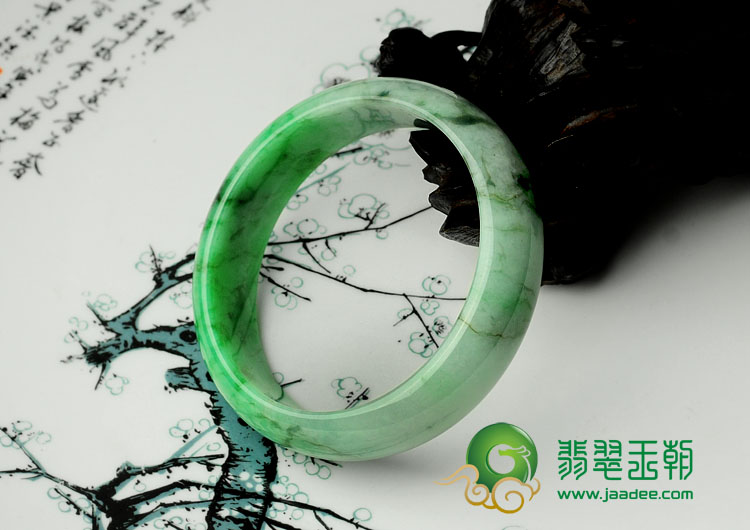 细糯种癣加绿缅甸翡翠手镯（59.5mm）