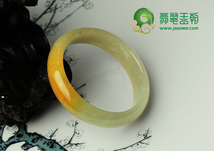 feicui糯冰种黄翡缅甸翡翠手镯（55.9mm）