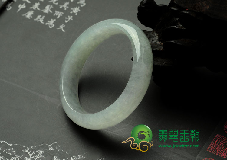 冰种缅甸翡翠手镯（56.3mm）