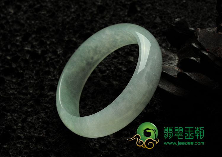 冰种淡晴水缅甸翡翠手镯（60mm）