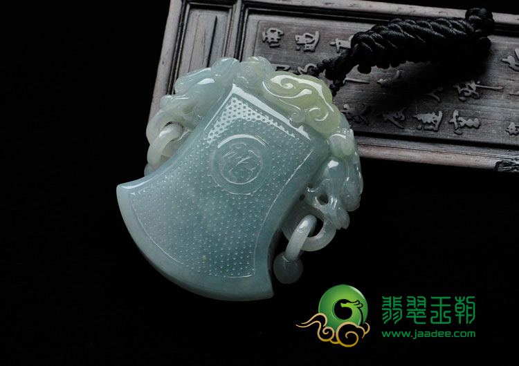 糯冰种晴水略带黄翡缅甸翡翠福临门挂件