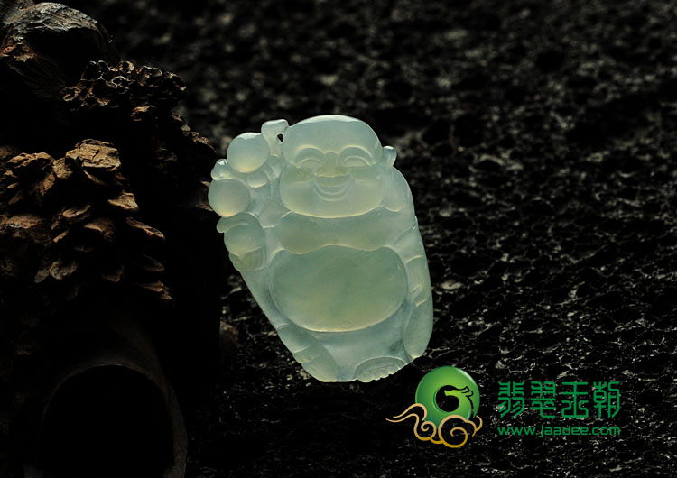 冰种晴水缅甸翡翠逍遥佛挂件