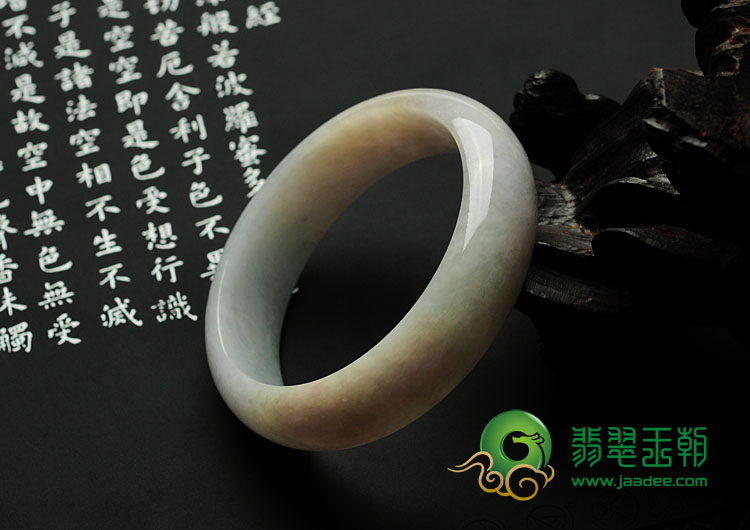 糯冰种春带彩缅甸翡翠手镯（56.5mm）