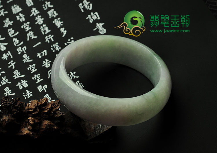 糯冰种春带彩缅甸翡翠手镯（57.6mm）